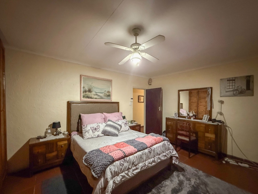 4 Bedroom Property for Sale in De Kroon A H North West